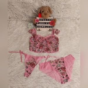 💐 3pc VS Dream Angels Floral Embroidered Corset Top, Thong & Cheekini Set 💐